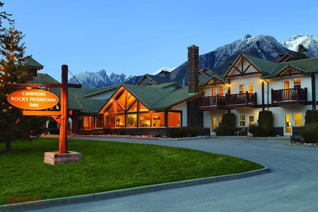 Rocky Mountain Inn1.jpg